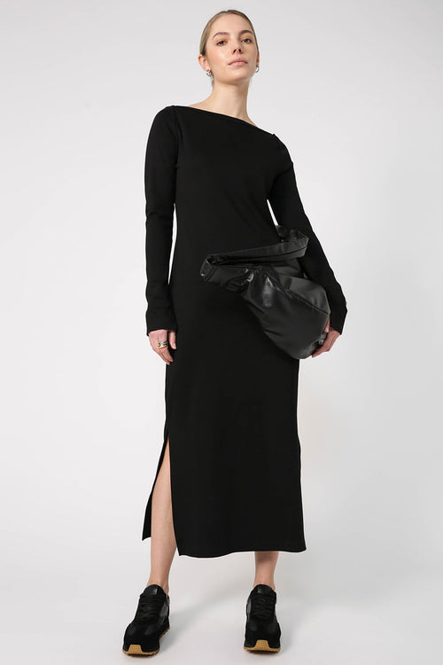 kicked midi dress / black