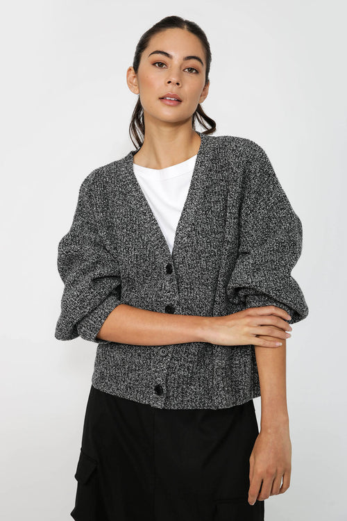 gain cropped cardi / black|white marle