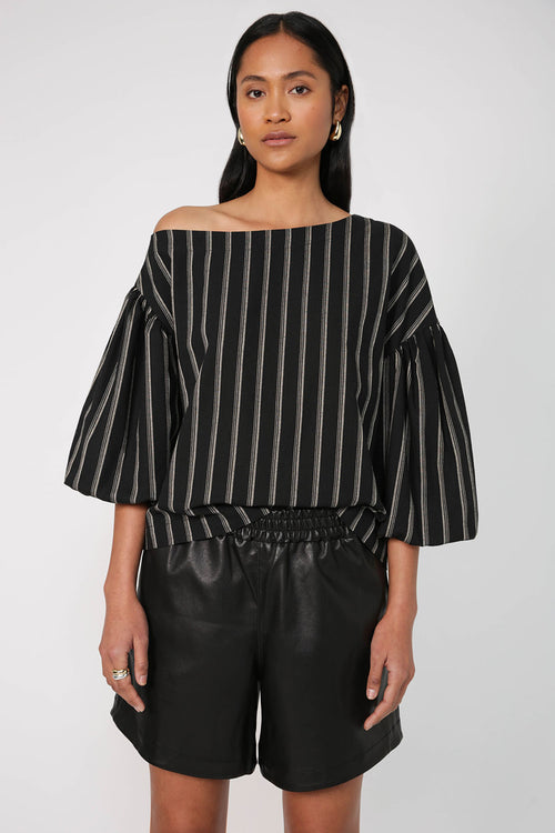 tilted tee / black|natural stripe