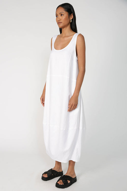 ahead dress / white