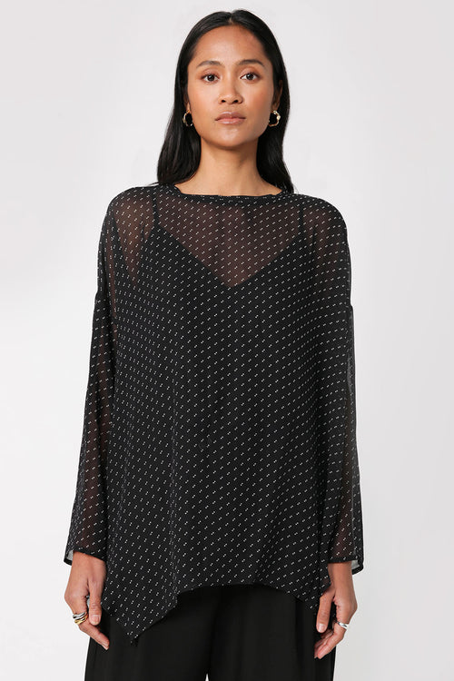 angle top / double dot print