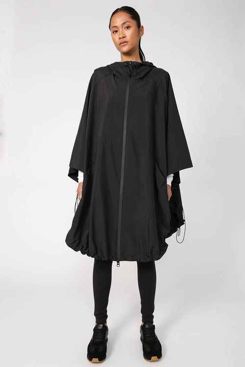 sprinting cape / black