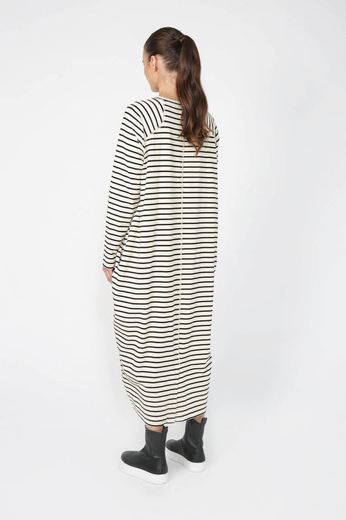 stepping dress / buttermilk | black stripe