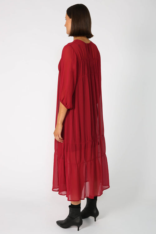 section dress / cranberry