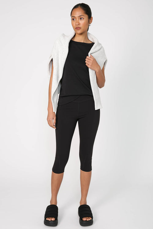 game on capri / black