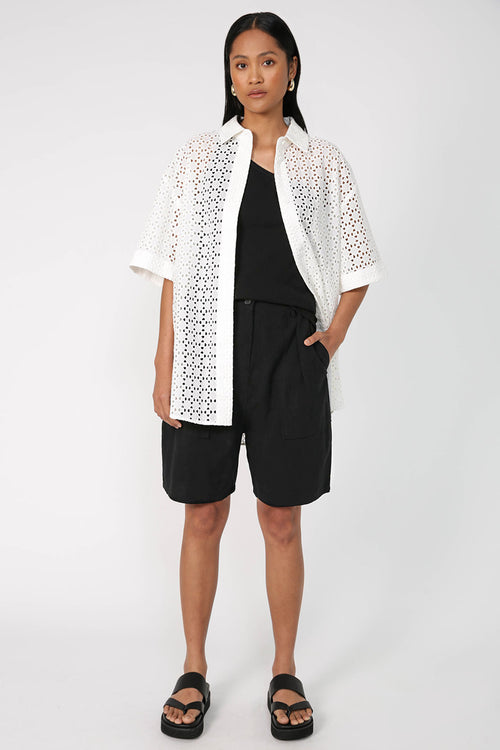 final short / black