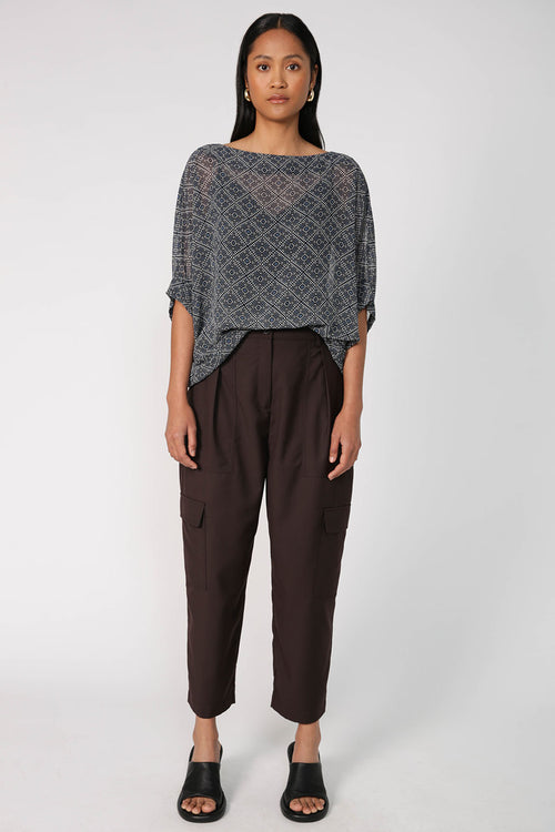 orbis top / blue|black tile print