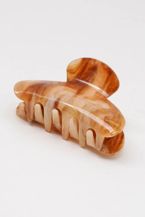 claw clip / caramel swirl