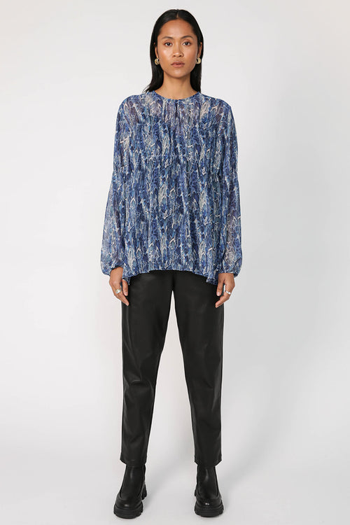 section top / blue cobra