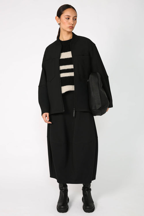 upbeat stripe vest / black|natural stripe