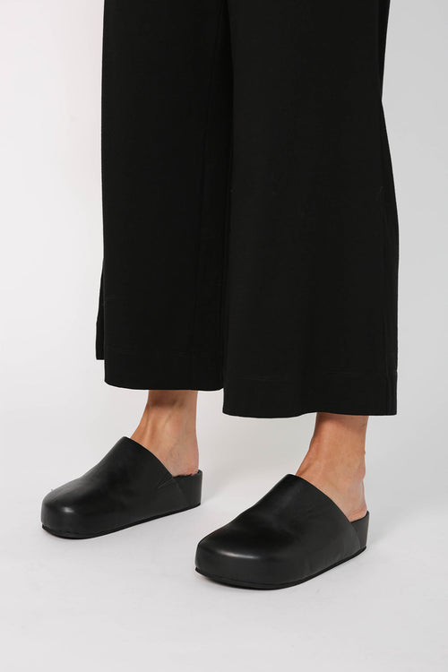 lever pant / black