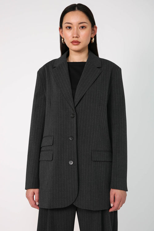 manner blazer / charcoal|white pinstripe