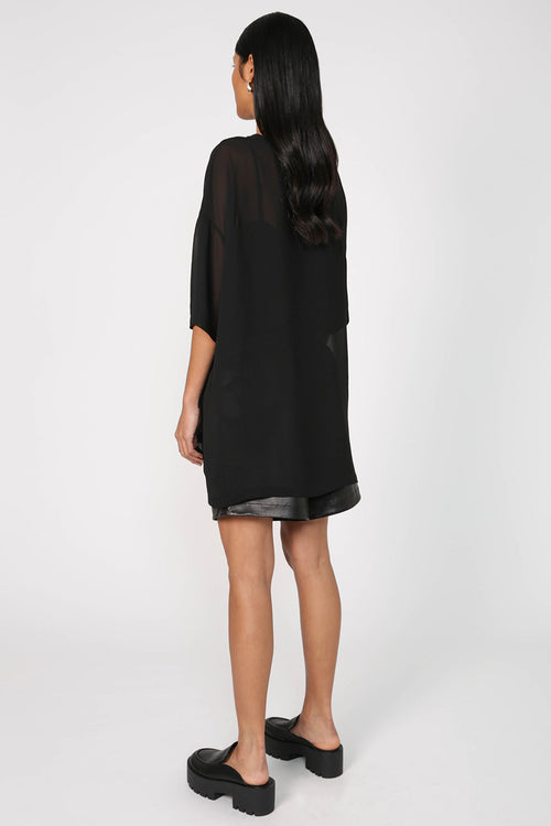 biding tee / black