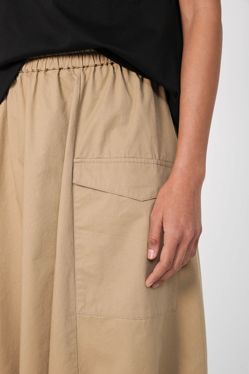 global skirt / camel brown