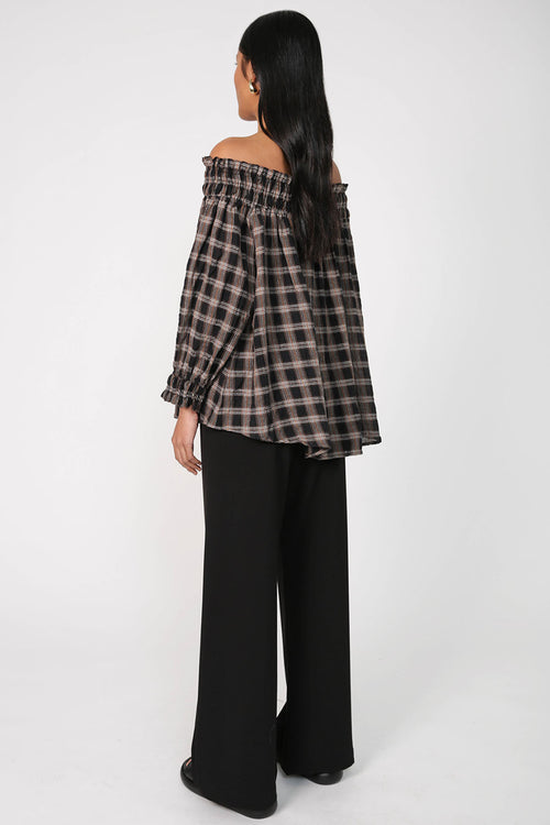 interpret top / black|brown check
