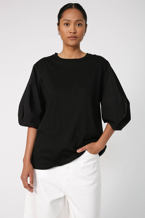 air tee / black
