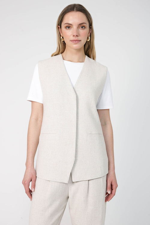 accept waistcoat / natural beige