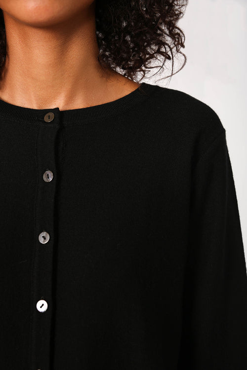 crisp cardi / black