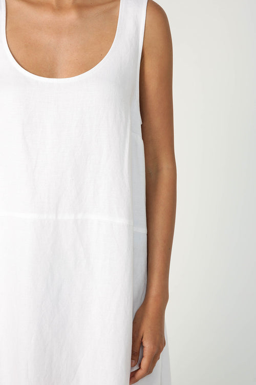 ahead dress / white