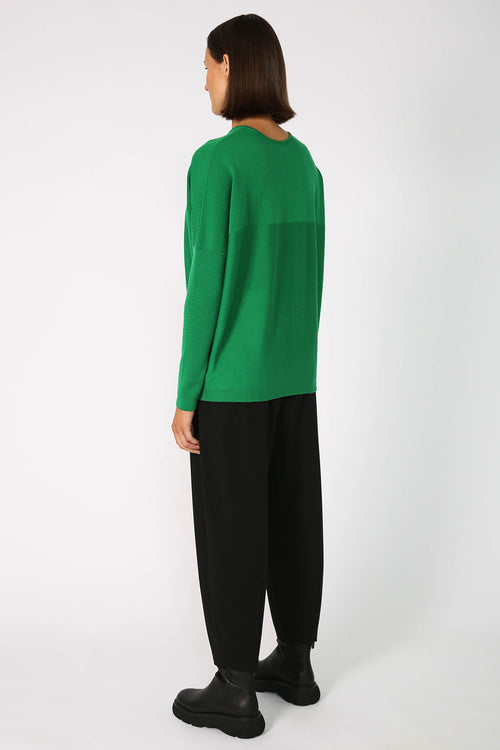 step sweater / bright green
