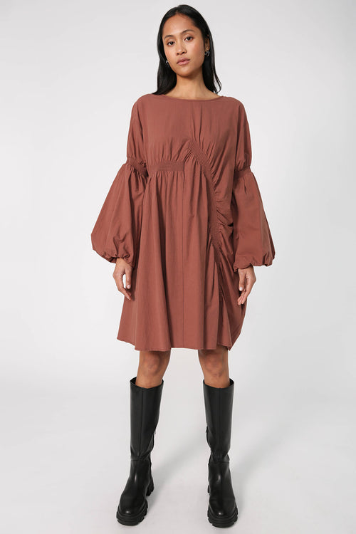 striate dress / chestnut brown