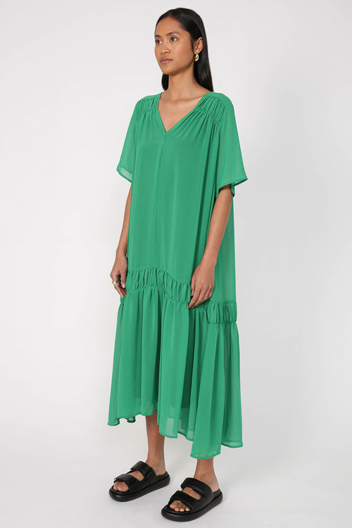 floating dress / bright green