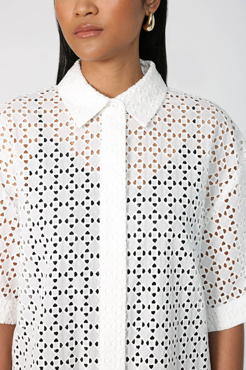 trooper broderie shirt / ivory white