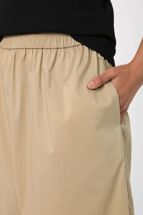 descent pant / camel brown