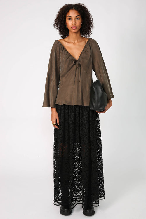molten top / olive