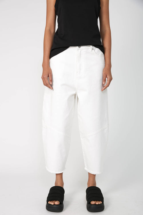 furtive crop jean / ivory white