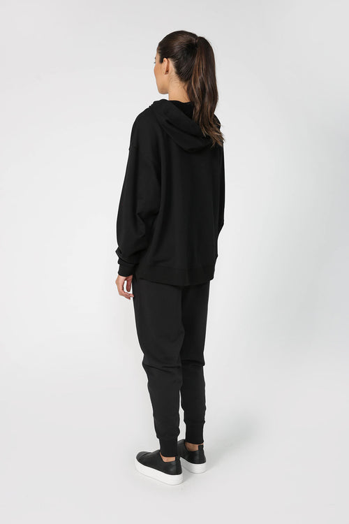 badge set hoodie / black