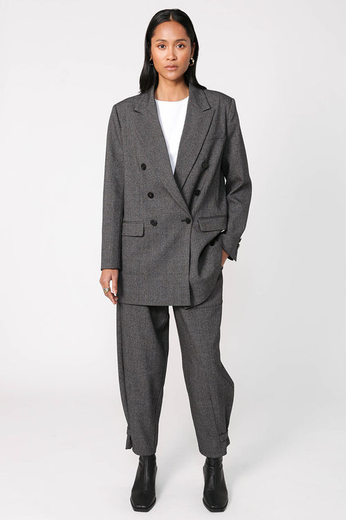 calibre blazer / charcoal black