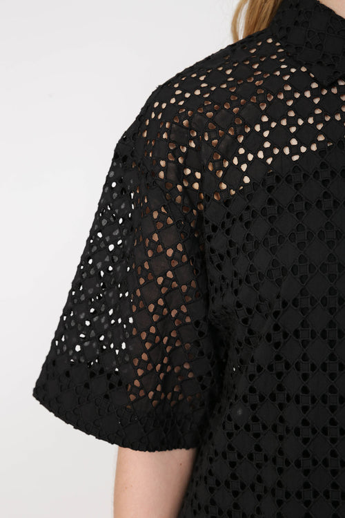 trooper broderie shirt / black