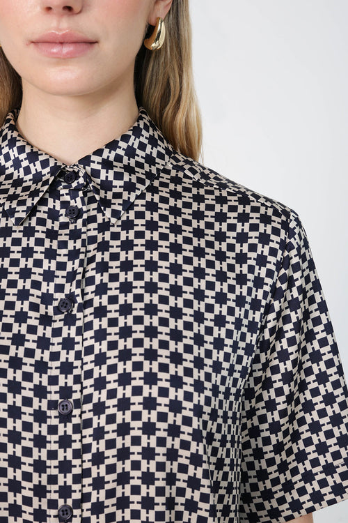 vastness shirt / navy|natural geo print