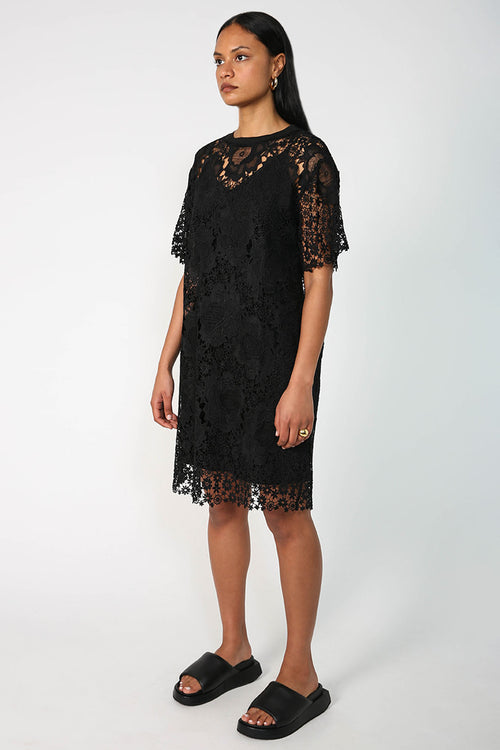 ravel tee dress / black lace