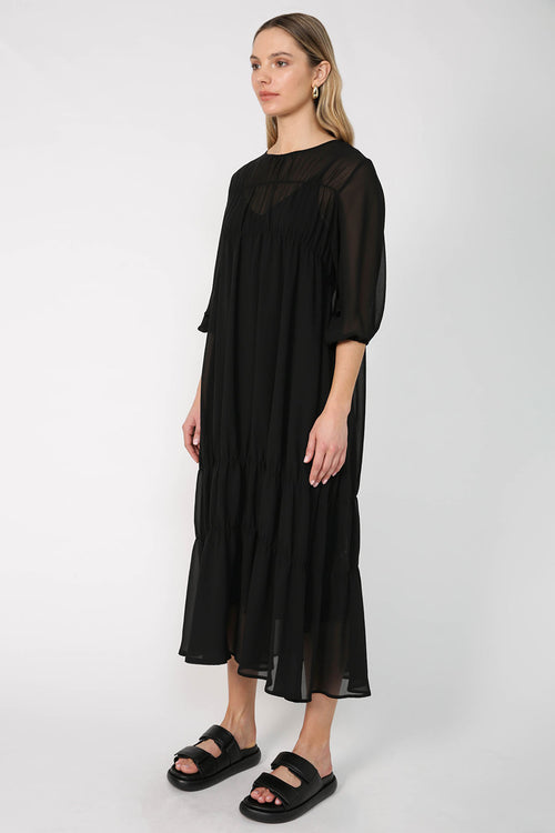 section dress / black