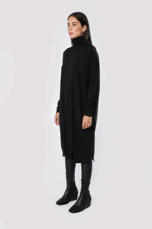 balance dress / black