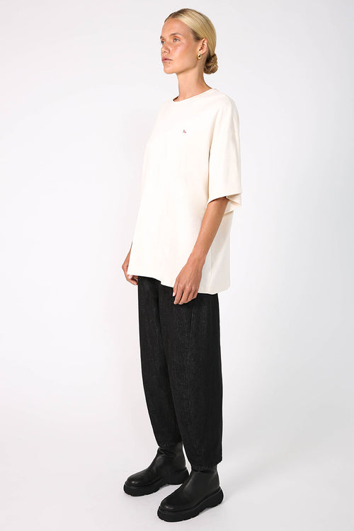 front runner kiss tee / ecru