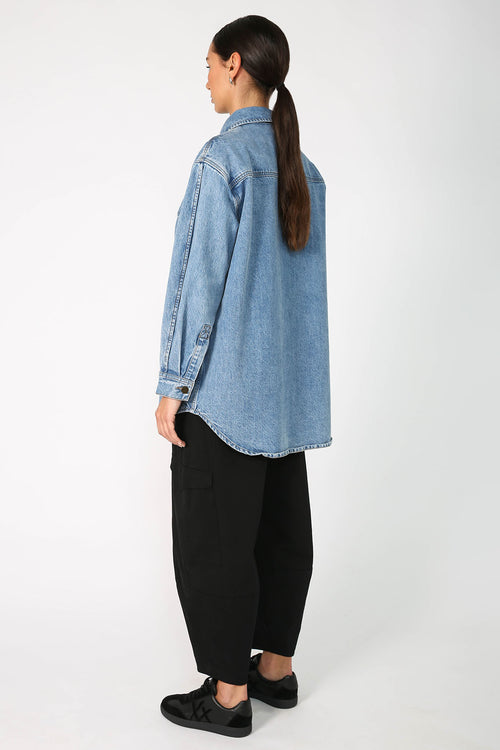 latched shirt / washed indigo