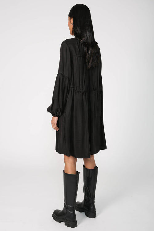 tier dress / black