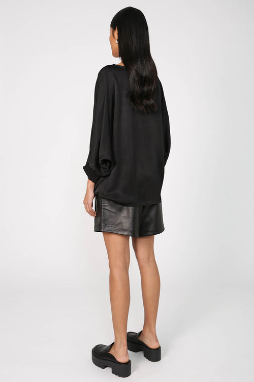 luxe actually short / black