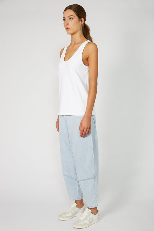 glazed tank / white