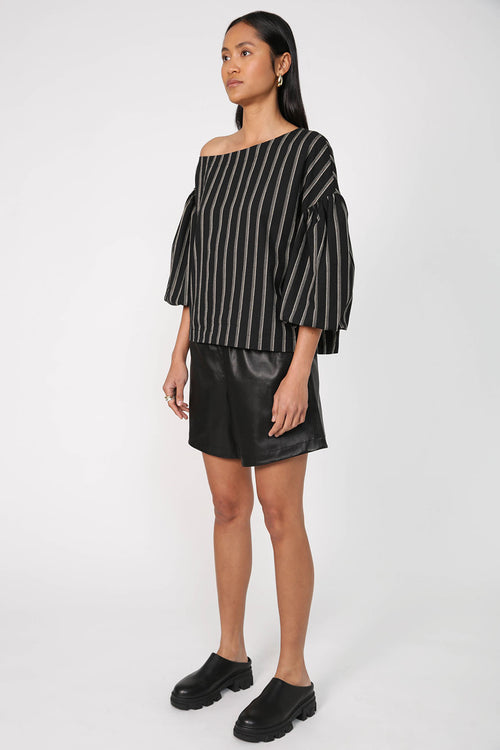 tilted tee / black|natural stripe