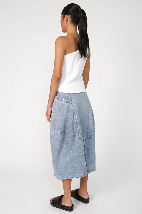 embered denim skirt / washed indigo