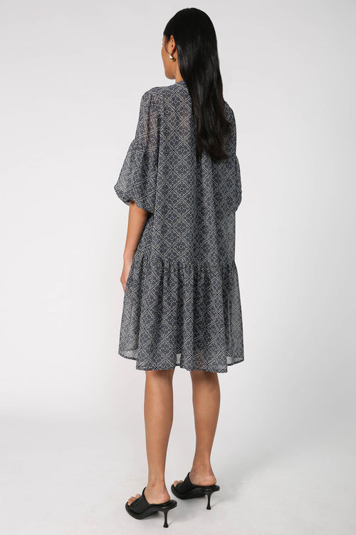 nominate dress / blue|black tile print