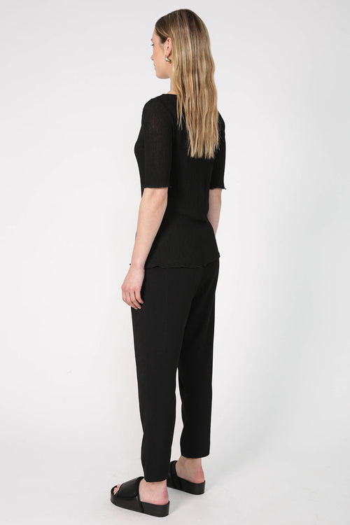 minimum tee skin / black