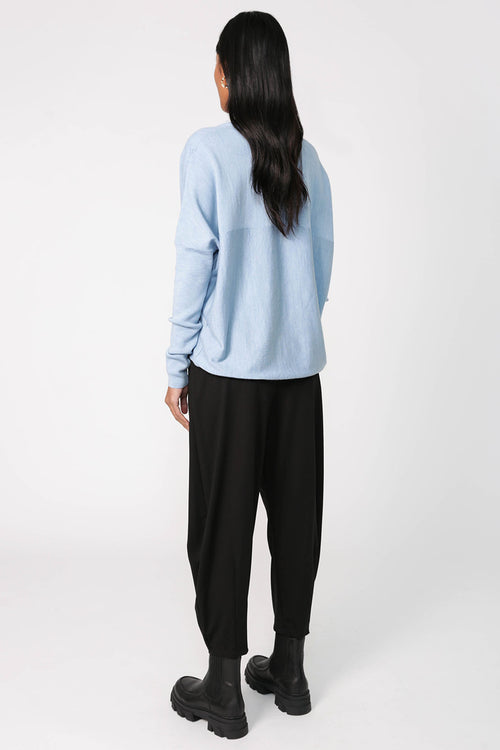step sweater / sky blue marle