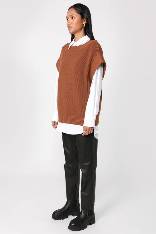conclude vest / tan brown