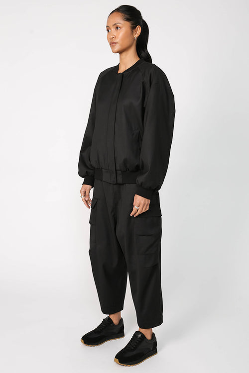 fade away bomber / black