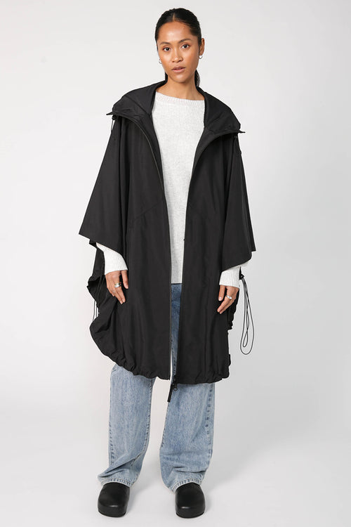 sprinting cape / black